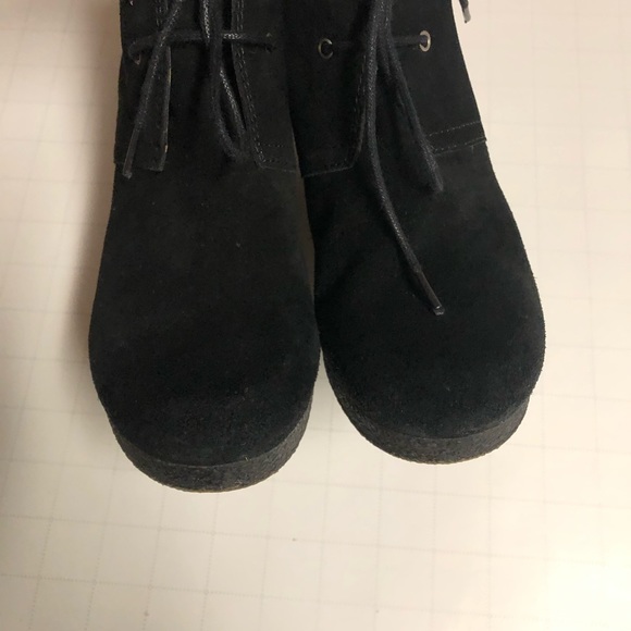 Nine West suede black very comfortable wedge boots with laces - Picture 5 of 17